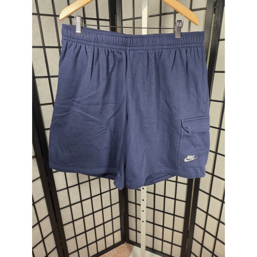Nike Shorts Mens 2XL Navy Standard Fit At Knee Length Cargo Training Sweats